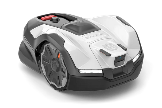 Frontansicht eines Husqvarna Automower 410VE Nera