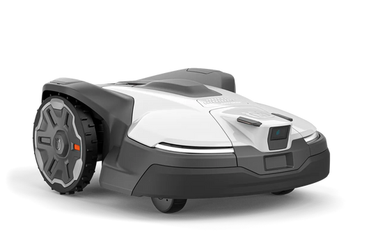 Frontansicht eines Husqvarna Automower 450V Nera